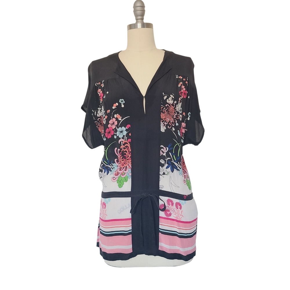 Bebe Womens Black 100% Silk Floral Oriental Tunic‎ Top Short Sleeve Small 60AAC